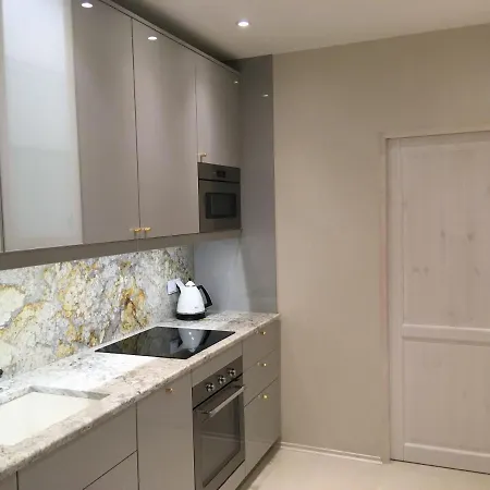 La Val, Appartement *