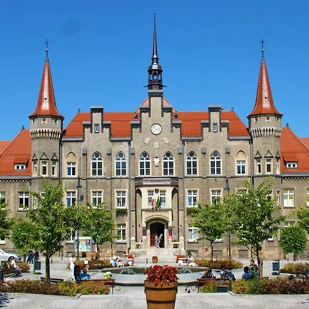 La Val, * Wałbrzych