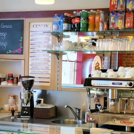 La Val, * Wałbrzych